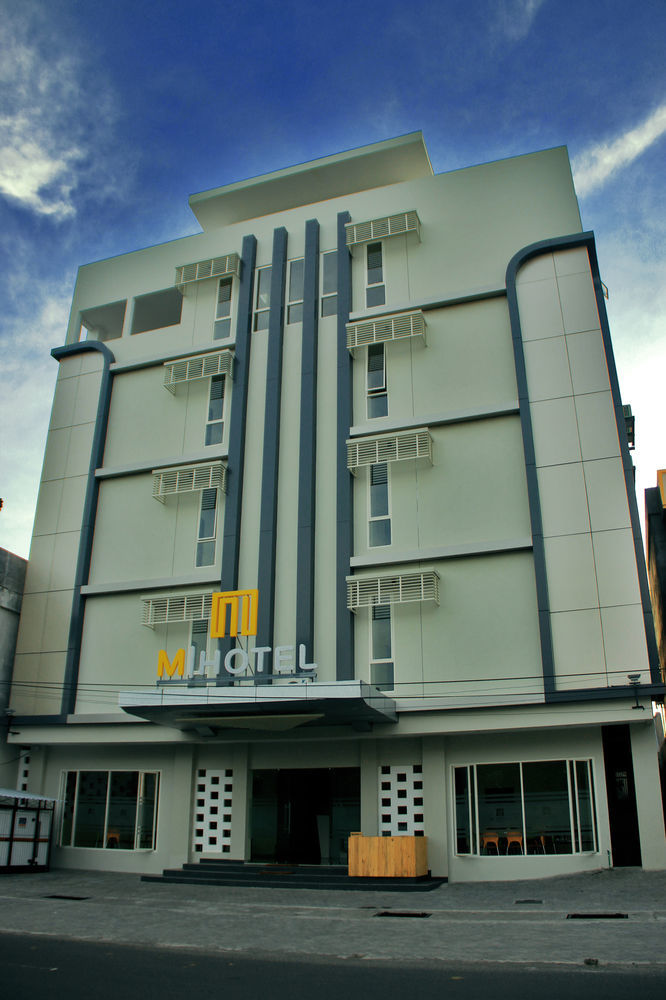 M Hotel Матарам Екстер'єр фото
